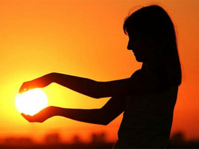 Слънцето вече си има собственик: в Испания жена заяви, че звездата й принадлежи