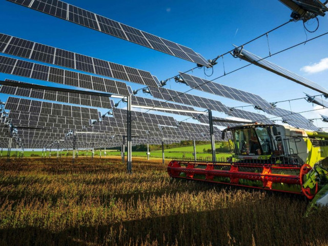 Френски фермери ще се борят с летните горещини, произвеждайки слънчева енергия