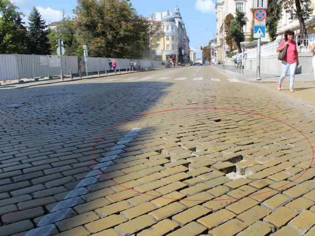 МРРБ започва проверка на ремонта на центъра на София, за да помогне на столицата