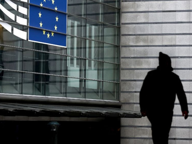 Най-големият корупционен  скандал в Евросъюза расте лавинообразно
