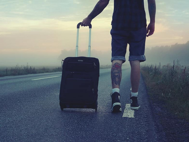 Пътуванията на български граждани в чужбина са се увеличили с близо 10%