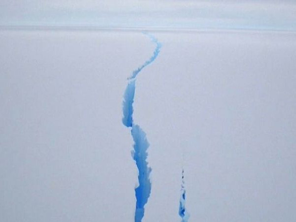 От Антарктида се откъсна айсберг с размерите на Лондон