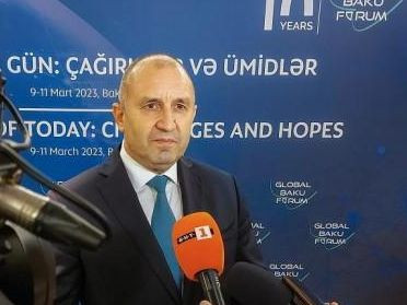 Президентът Радев: Азербайджанската държавна петролна компания открива офис в България