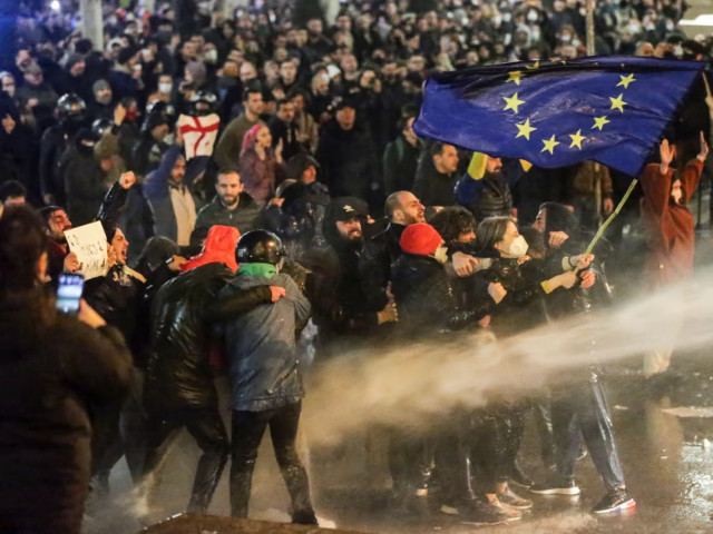 Зеленски подкрепи протестите в Грузия и пожела "демократичен успех"