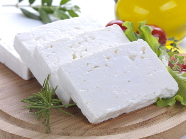 “Ел Би Булгарикум” обяви официалните си цени на сирене и кашкавал