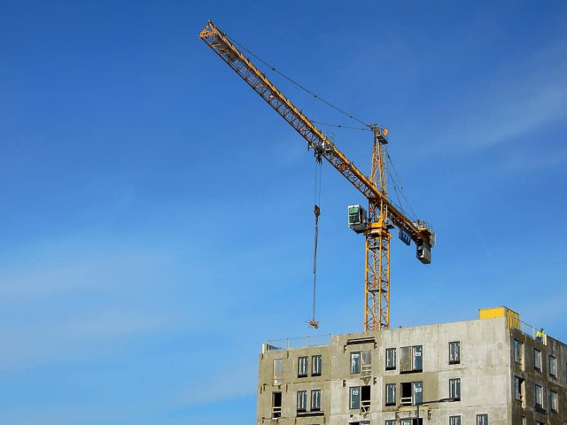 През първото тримесечие започнатото строителство на жилищни сгради се увеличава с 1,6%,