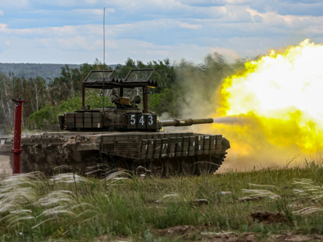 Войната в Украйна изчерпва световните оръжейни запаси