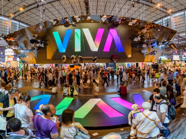 VivaTech 2023 в Париж: Макрон иска Франция да стане лидер в изкуствения интелект