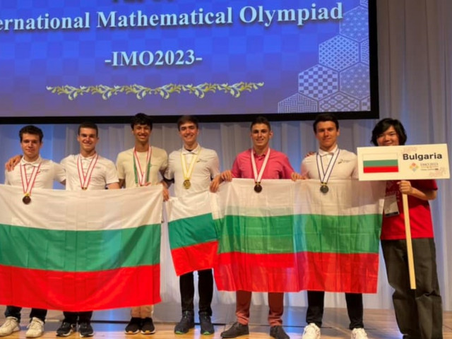 Българските математици спечелиха 6 медала от Международната олимпиада