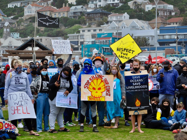 Shell се тревожи: намаляването на производството е опасно