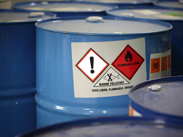 Нелегална търговия с опасни химикали трови хората по света