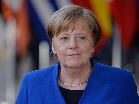 След оставката си Меркел харчи безумно много бюджетни пари за прически
