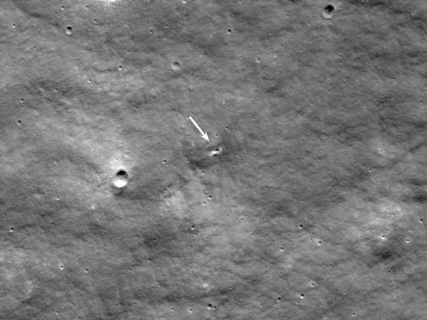 НАСА публикува снимки от мястото на катастрофата на руската станция "Луна-25"