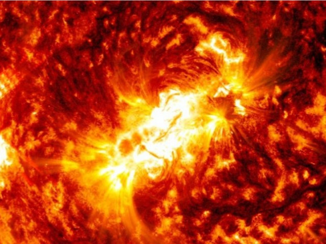 Следващият „слънчев максимум“ ще дойде по-рано и ще бъде по-мощен: с какво ни заплашва