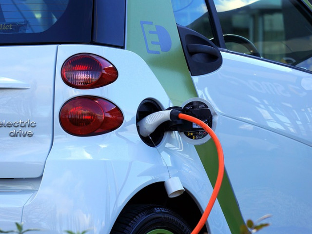 Електромобилите са 79% по-малко надеждни от колите с двигатели с вътрешно горене