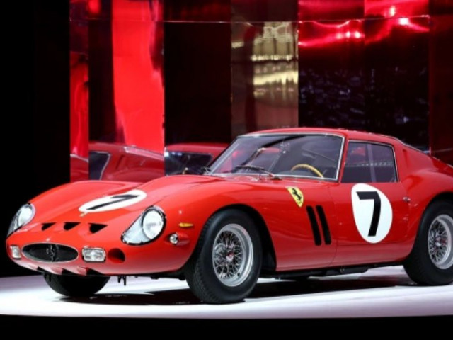 Ferrari от 1962 г. беше продадено на търг за 51,7 милиона долара