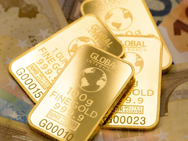 Цената на златото за първи път в историята надхвърли 2100 долара за тройунция
