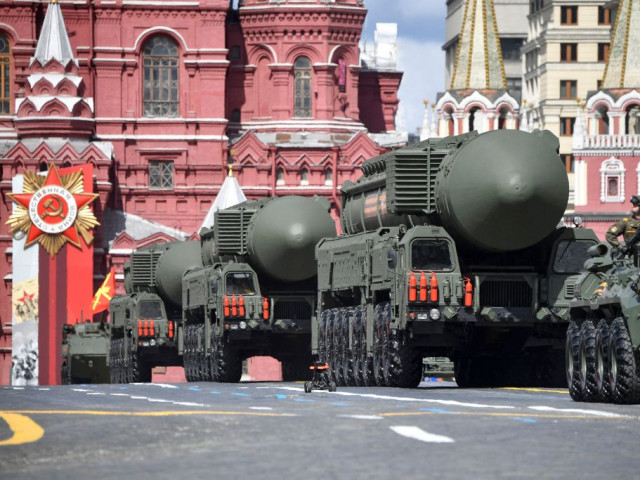 „Войната в Украйна трябва да свърши с отказа на Москва от  ядрено оръжие”