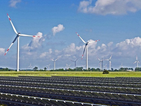 Попътен вятър ще дава енергия: в ЕС ще ускорят строителството на вятърни паркове