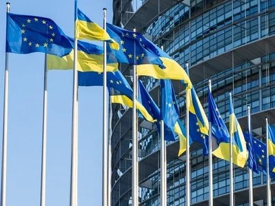 Украйна ще получава годишно € 3 милиарда приходи от замразените руски активи в ЕС
