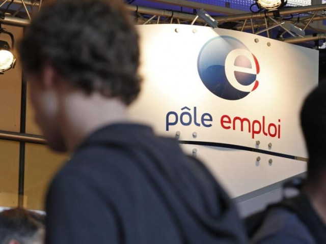 Франция обмисля намаляване на обезщетенията за безработица