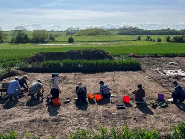 Археолози откриват безупречно запазена средновековна къща