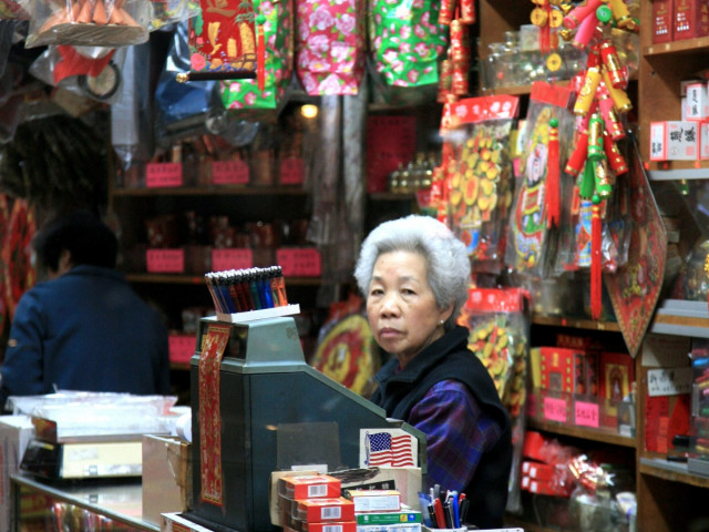 Конкурентна борба или защита на потребителите е „битката“ с китайските стоки?