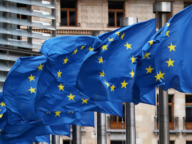 Европа отделя € 500 милиона, за да привлече учени от цял свят