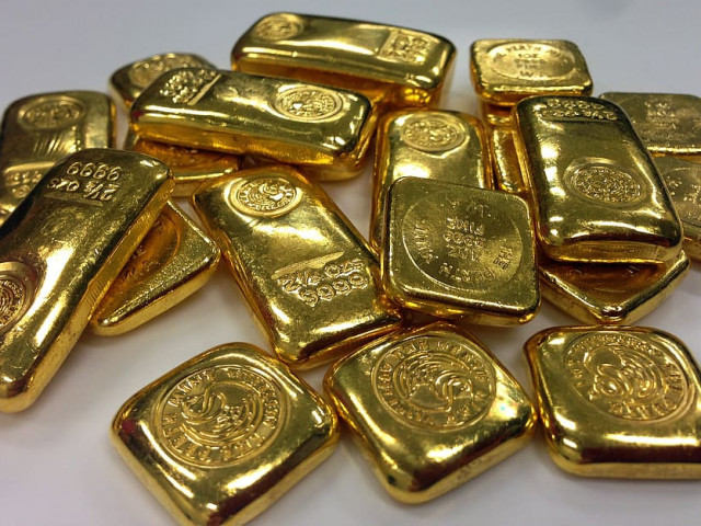 https://www.cash.bg/articles/20806/cenata-na-zlatoto-nadhvarli-3400-dolara-za-troyunciya
