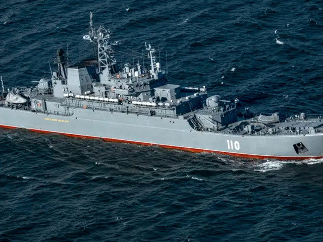 Заснеха руски военен кораб без система за идентификация близо до датски води (обновена)