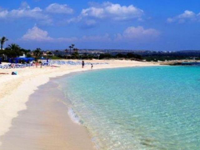 Курортите на Кипър са готови да приемат туристи от 15 юни