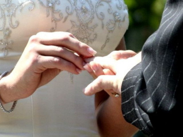За сватба на Сицилия властите дават като подарък на младоженците 3000 евро