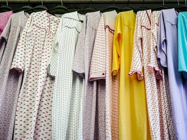 Глобалният пазар за... пижами