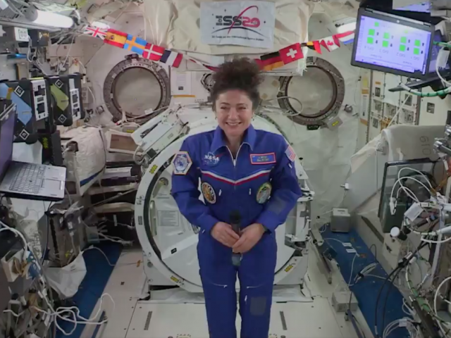 Още дами се готвят за кариера в космоса