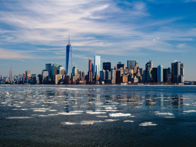 Кметът на Ню Йорк и служителите му в неплатен отпуск