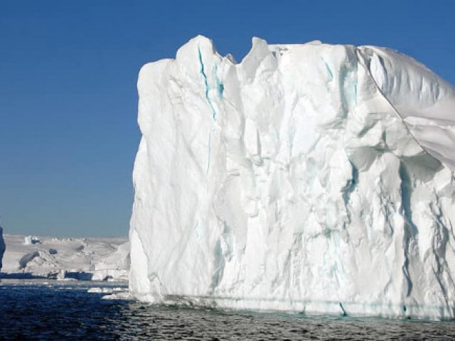 За по-малко от 30 години Земята се е лишила от 28 трилиона тона лед