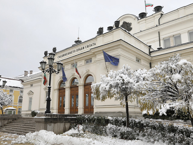 Управляващата коалиция поиска оставката на главния прокурор Иван Гешев