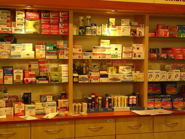 БЛС предлага лекарства да се продават и в хранителните вериги