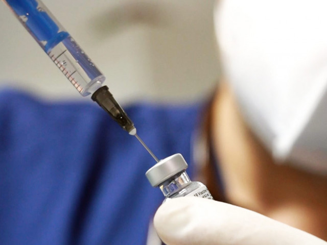 Отказът от ваксинация е причина за смъртността от коронавирус, смята СЗО