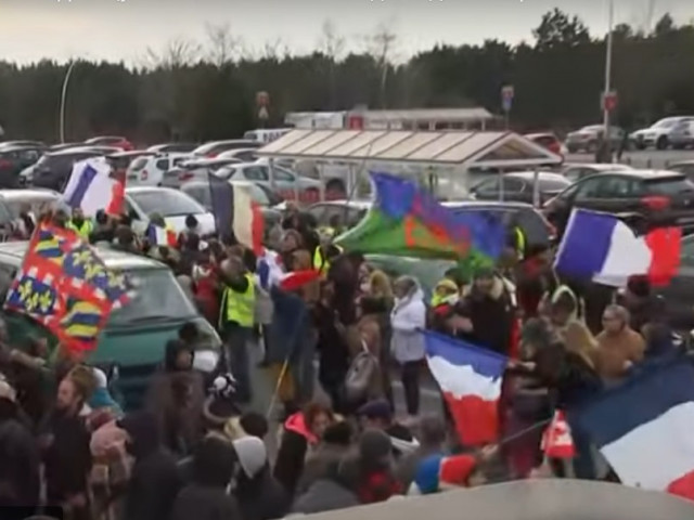 "Няма да се откажем!": френската "Колона на свободата" се отправя към Брюксел