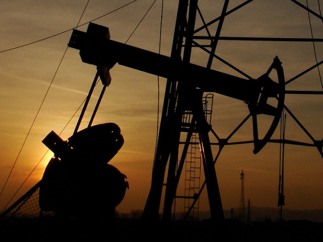 МАЕ: Свръхпредлагането на петрол ще бъде заличено до края на 2021 г.
