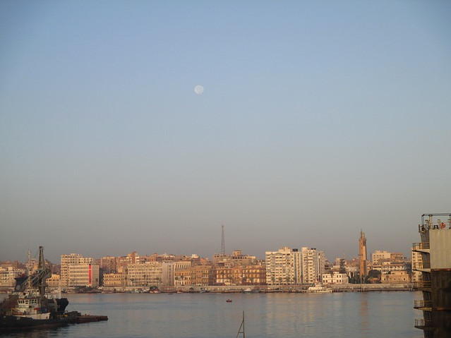 Египет иска 1 млрд. долара компенсация за инцидента в Суецкия канал