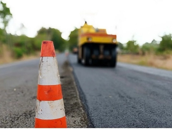 Продължава ревизията на наддоговорените текущи ремонти на пътища