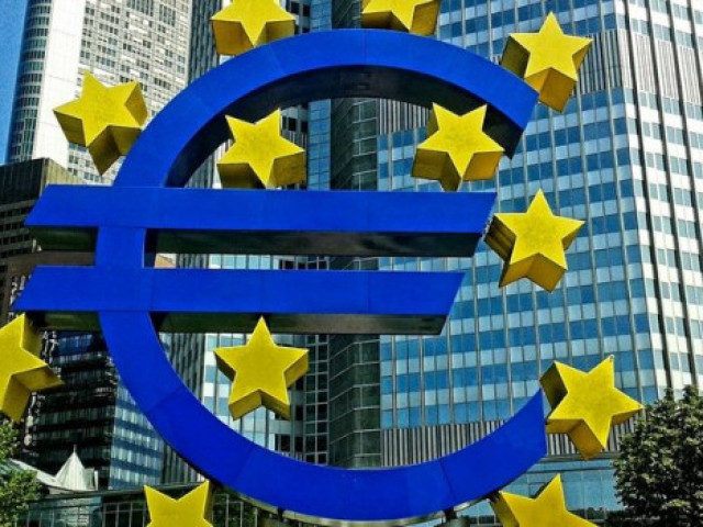 Програмата за количествено облекчаване на ЕС бе разширена до 1,35 трилиона евро