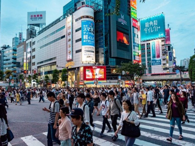 Японски компании въвеждат 4-дневна работна седмица в опит да се преборят с бърнаута