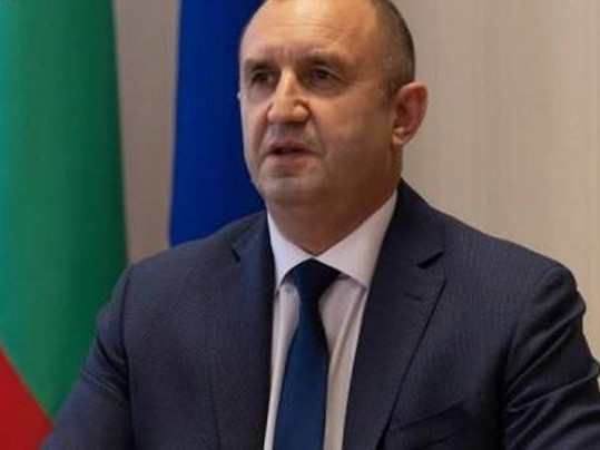 Президентът Румен Радев представя новото правителство