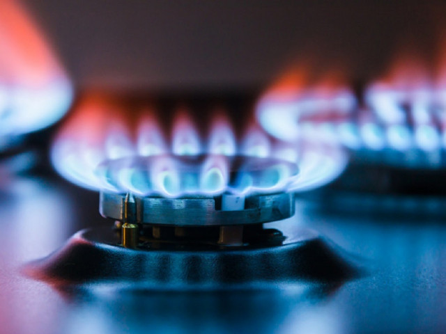 Цените на газа в Европа скочиха над $900 за хиляда кубически метра