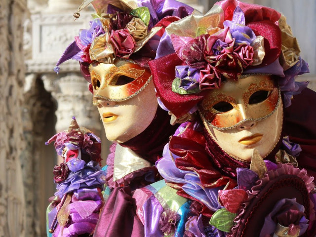 Карнавалът във Венеция за първи път се провежда онлайн
