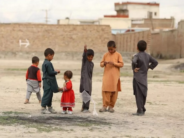 Жители на Афганистан се спасяват от глад с помощта на криптовалута
