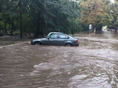 Министър Личев утвърди Районите със значителен потенциален риск от наводнения